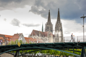 regensburg-St-Peter-Cathedral-bridge-2