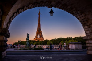 paris-pont-bir-hakeim-tour-eiffel-sunset